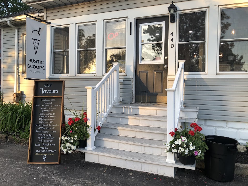 Rustic Scoops Ice Cream Bar Inc. | 440 Lyndoch St, Corunna, ON N0N 1G0, Canada | Phone: (519) 813-9535