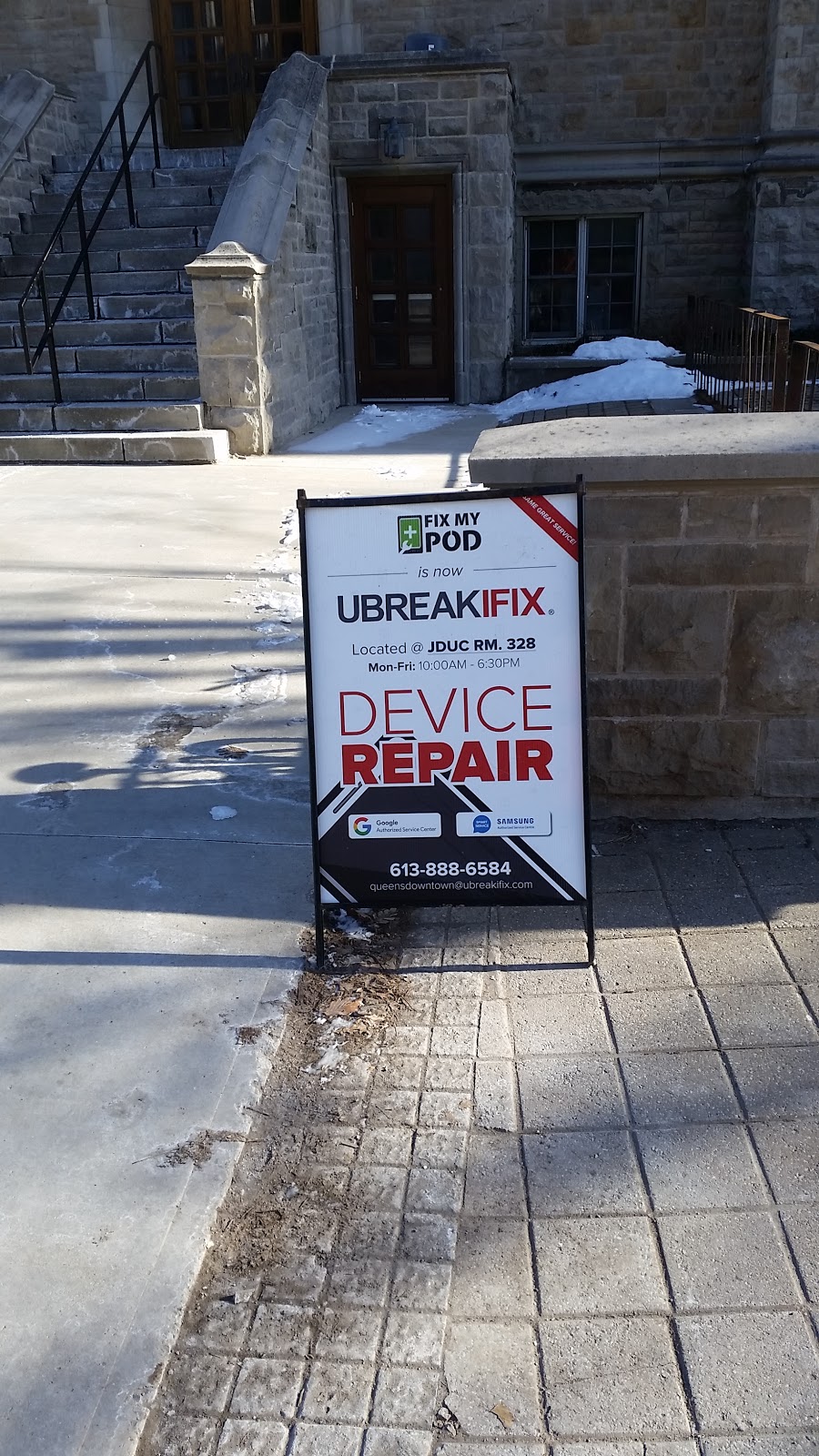 uBreakiFix | 238 Princess St, Kingston, ON K7L 1B2, Canada | Phone: (613) 888-6584