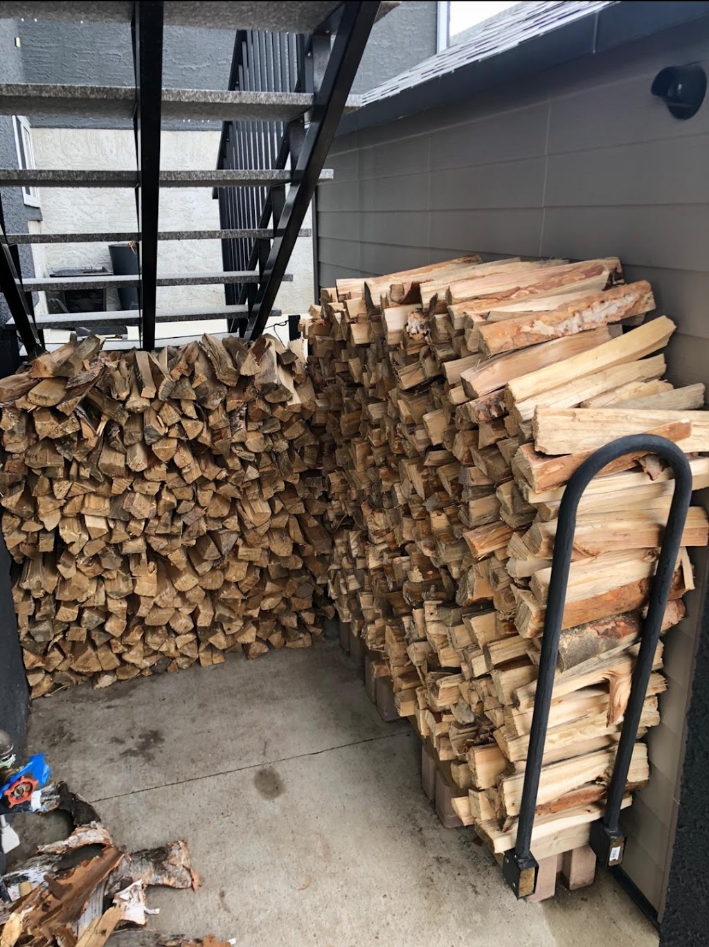 Firewood (Bill Mann) | St. Andrews No. 287, SK S0L 2V0, Canada | Phone: (306) 831-8812