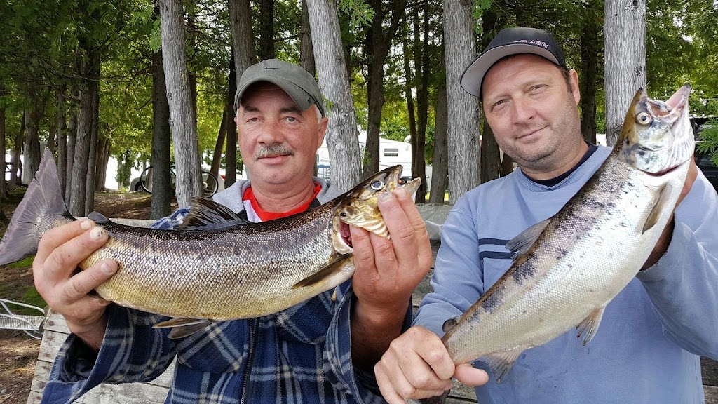 FisHunter Jays | Guide de Pêche ProStaff | 1358 Rue Ouiatchouan, Mashteuiatsh, QC G0W 1G0, Canada | Phone: (418) 956-0747