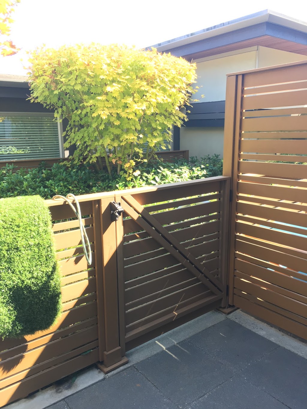 Friendly Fence ~ Friendly Carpenter | 2049 Mahon Ave, North Vancouver, BC V7M 2T6, Canada | Phone: (778) 386-3201