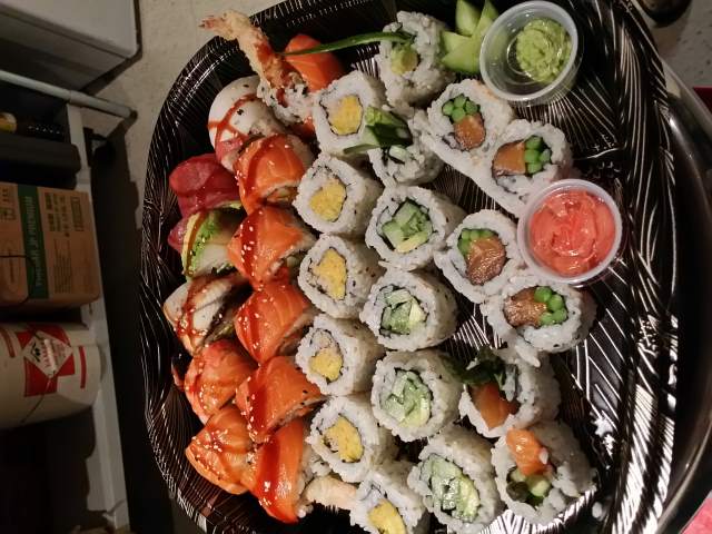 SushiO on Fennell | 669 Fennell Ave E, Hamilton, ON L8V 1V3, Canada | Phone: (905) 389-9669