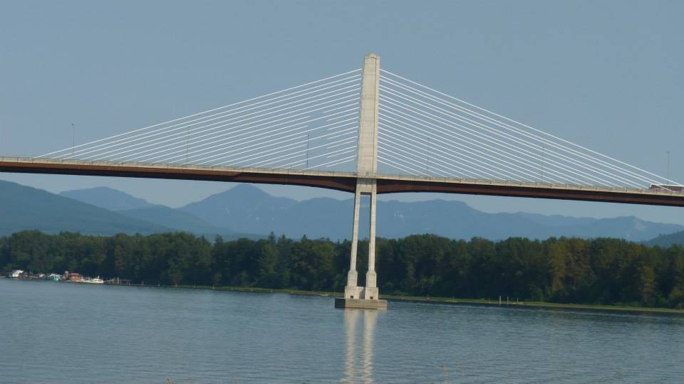 Robert Point Rest Area in Barnston Island Regional Park | Dyke Rd, Surrey, BC V4N, Canada | Phone: (604) 530-4983