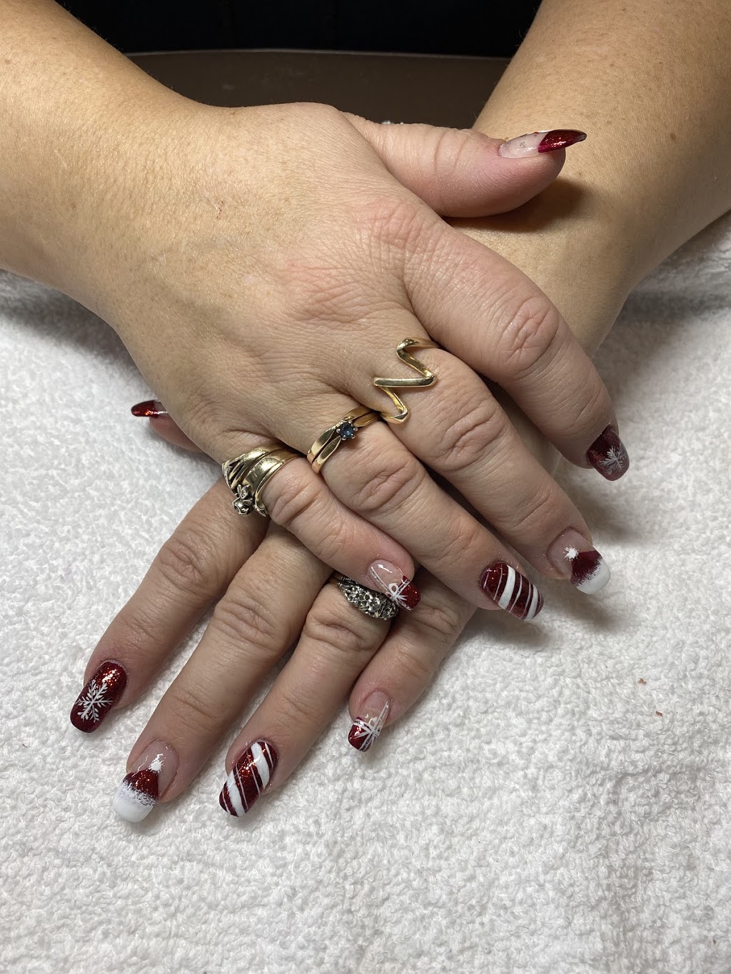 KNC Nails | 249 Ottawa St N, Hamilton, ON L8H 3Z4, Canada | Phone: (905) 545-3245