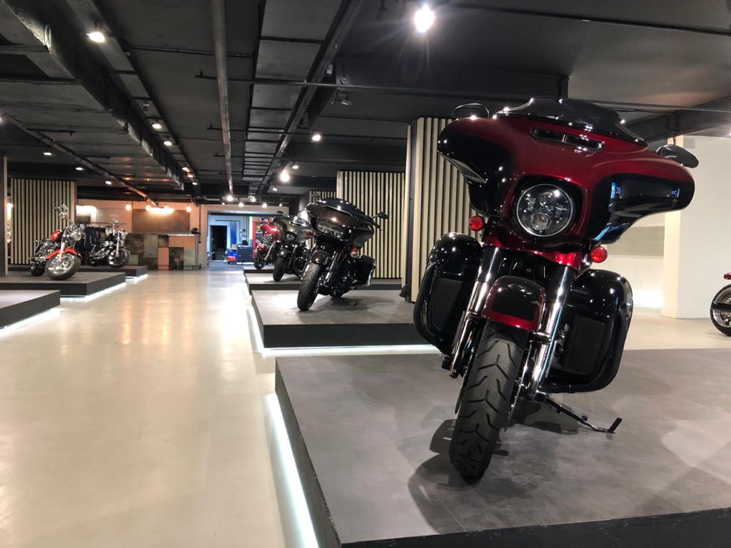 S-CUSTOM CANADA | 149 Rue Émélie, Laval, QC H7A 2S9, Canada | Phone: (514) 712-1200