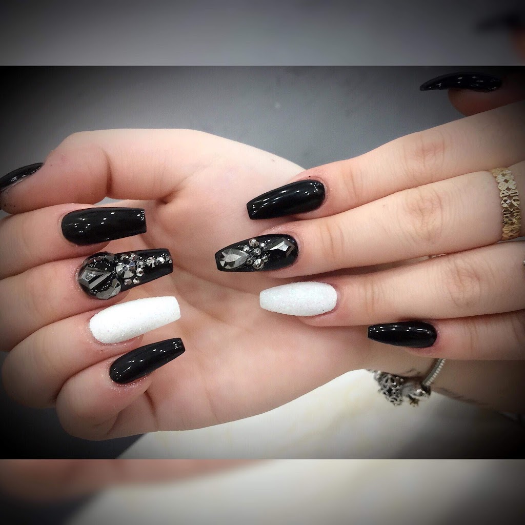 Belle Ny Nail Salon | 2810 Major MacKenzie Dr W #21, Maple, ON L6A 3L2, Canada | Phone: (905) 303-1800