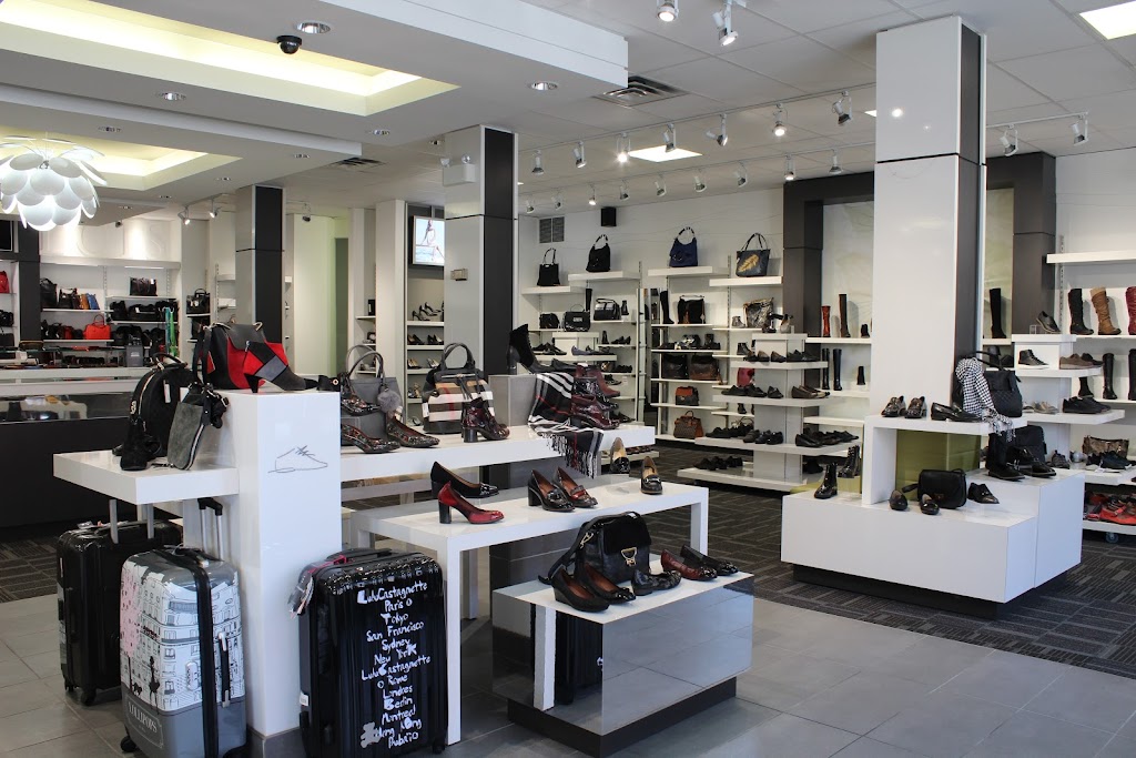 Chaussures Langlois C & Fils Inc | 20 Rue Principale, Granby, QC J2G 2T4, Canada | Phone: (450) 372-7579