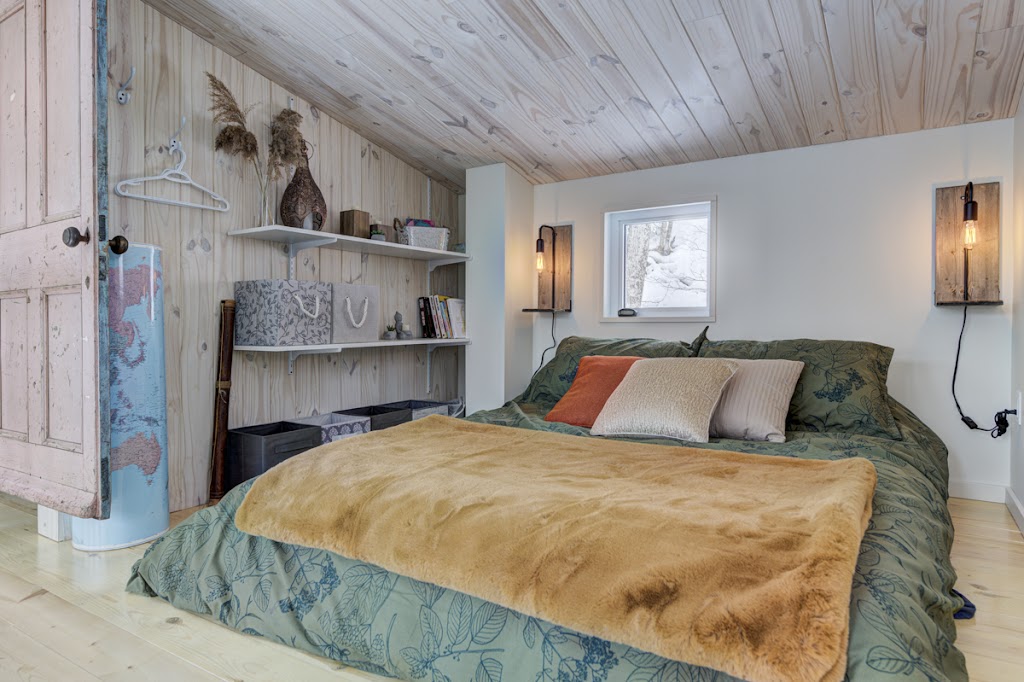 Chalet Solästä | 7635 Chem. du Lac de lEst, Disraeli, QC G0N 1E0, Canada | Phone: (418) 814-8041