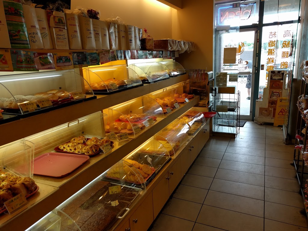 Patisserie Gateau | 3229 Hwy 7, Markham, ON L3R 3P3, Canada | Phone: (905) 474-3168