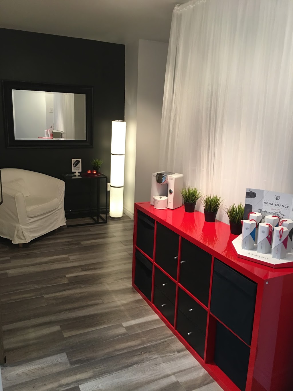 Esthétique M | 317 A Chemin Ozias-Leduc, Otterburn Park, QC J3H 2M7, Canada | Phone: (514) 718-3592