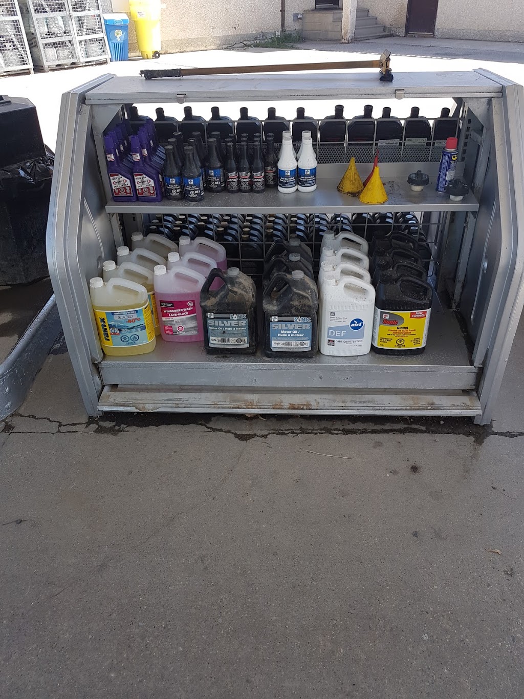 Co-op Gas Bar | 274 Thornhill St, Morden, MB R6M 1E2, Canada | Phone: (204) 822-4684