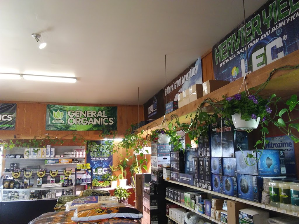 KB Garden Supply LLC | 1665 Yeager St, Port Huron, MI 48060, USA | Phone: (810) 824-4207