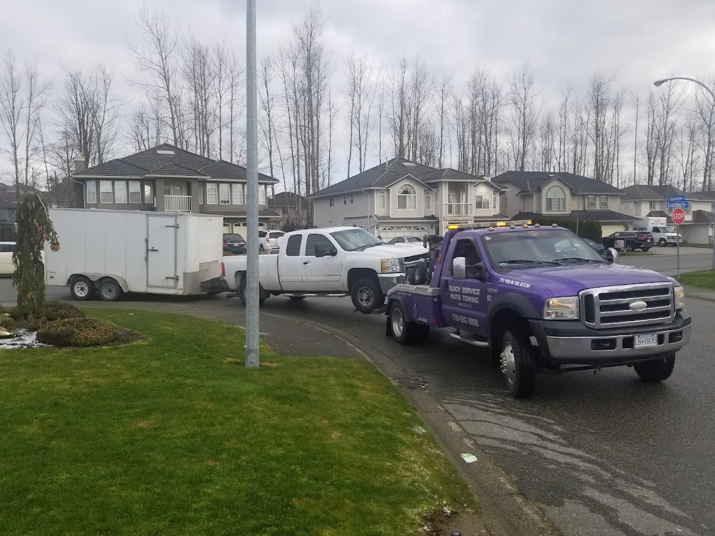 Quick Service Auto Towing | 30660 Blueridge Dr, Abbotsford, BC V2T 5W3, Canada | Phone: (778) 552-3008