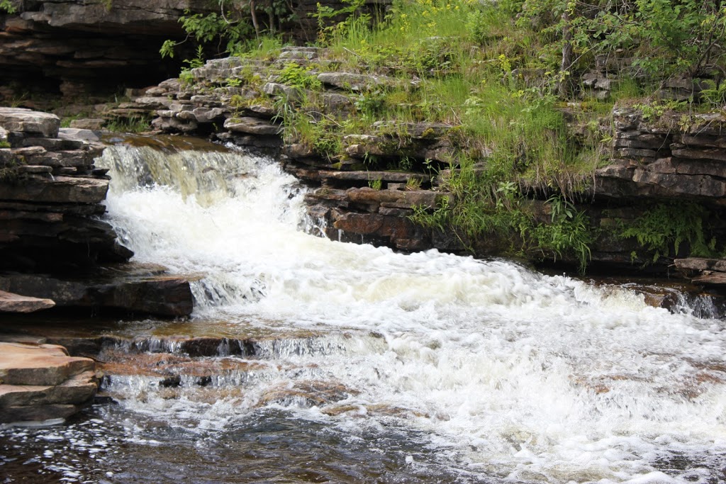 Spa détente Les Chutes de Franklin | 1223 QC-202, Franklin, QC J0S 1E0, Canada | Phone: (450) 827-8555