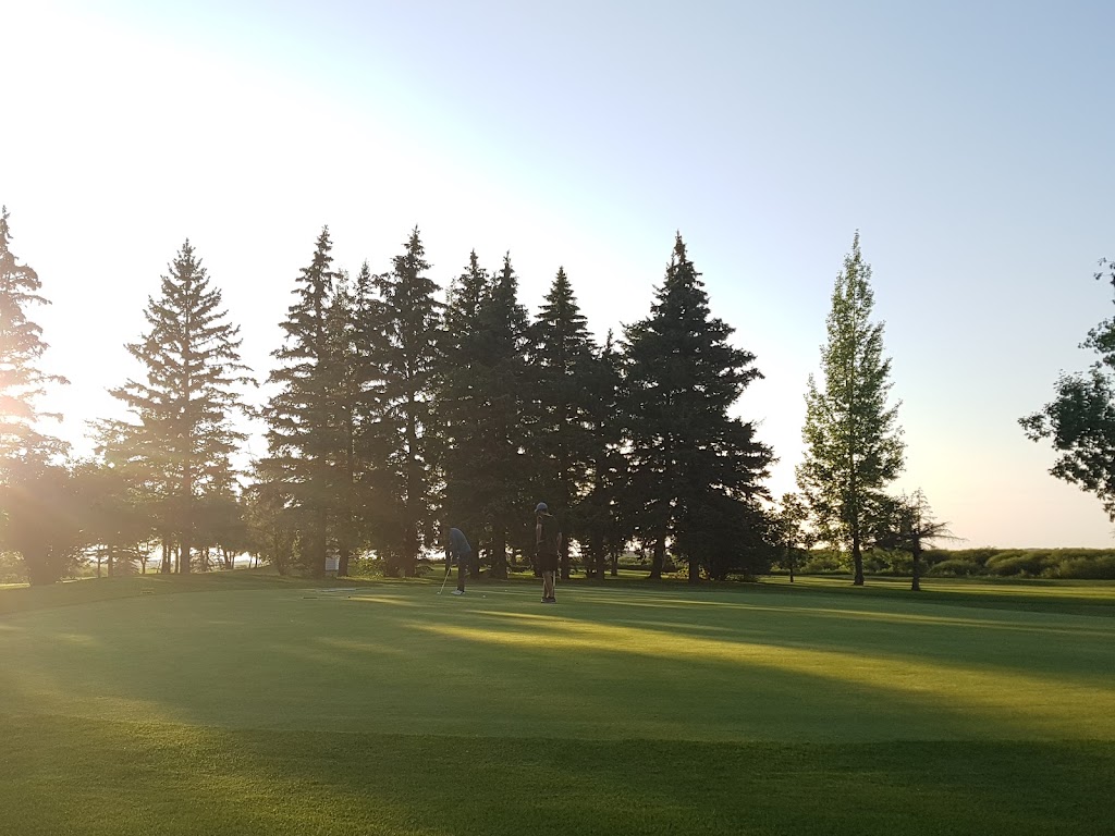 Pilot Mound Town & Country Golf Club | Louise, MB R0G 1P0, Canada | Phone: (204) 825-2766