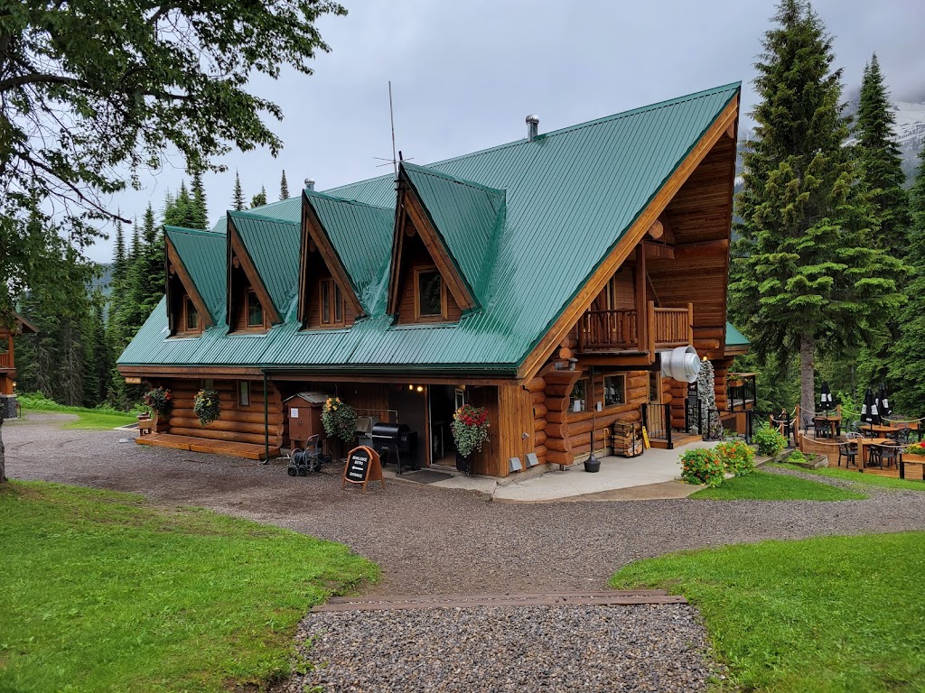 Bear Bistro at Island Lake Lodge | Cedar Valley Road, Fernie, BC V0B 1M0, Canada | Phone: (250) 423-3700