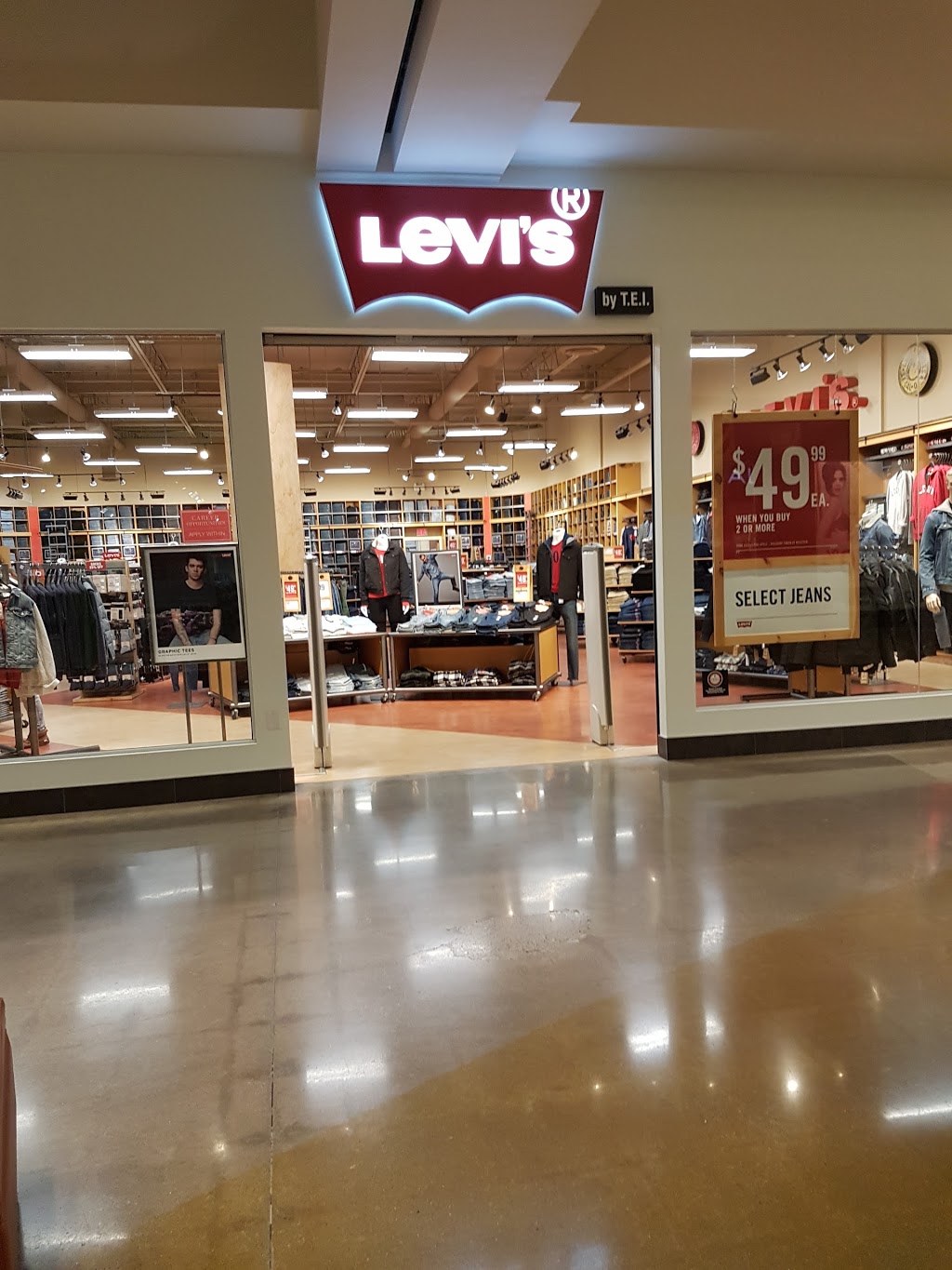 Levis® | Tanger Outlet 3311, Simcoe 89, Cookstown, ON L0L 1L0, Canada | Phone: (705) 458-0544