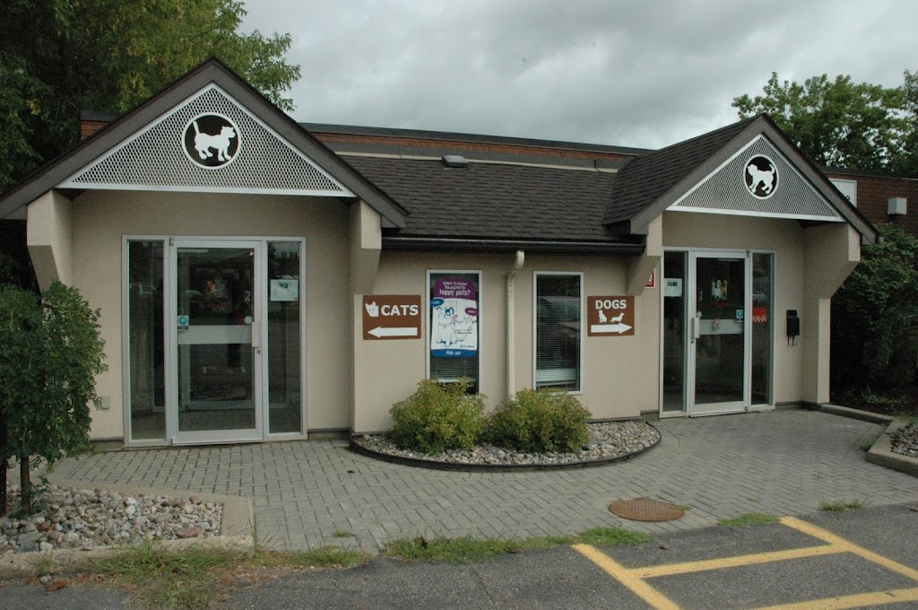 Pembroke Animal Hospital | 905 Pembroke St E, Pembroke, ON K8A 3M3, Canada | Phone: (613) 732-3641