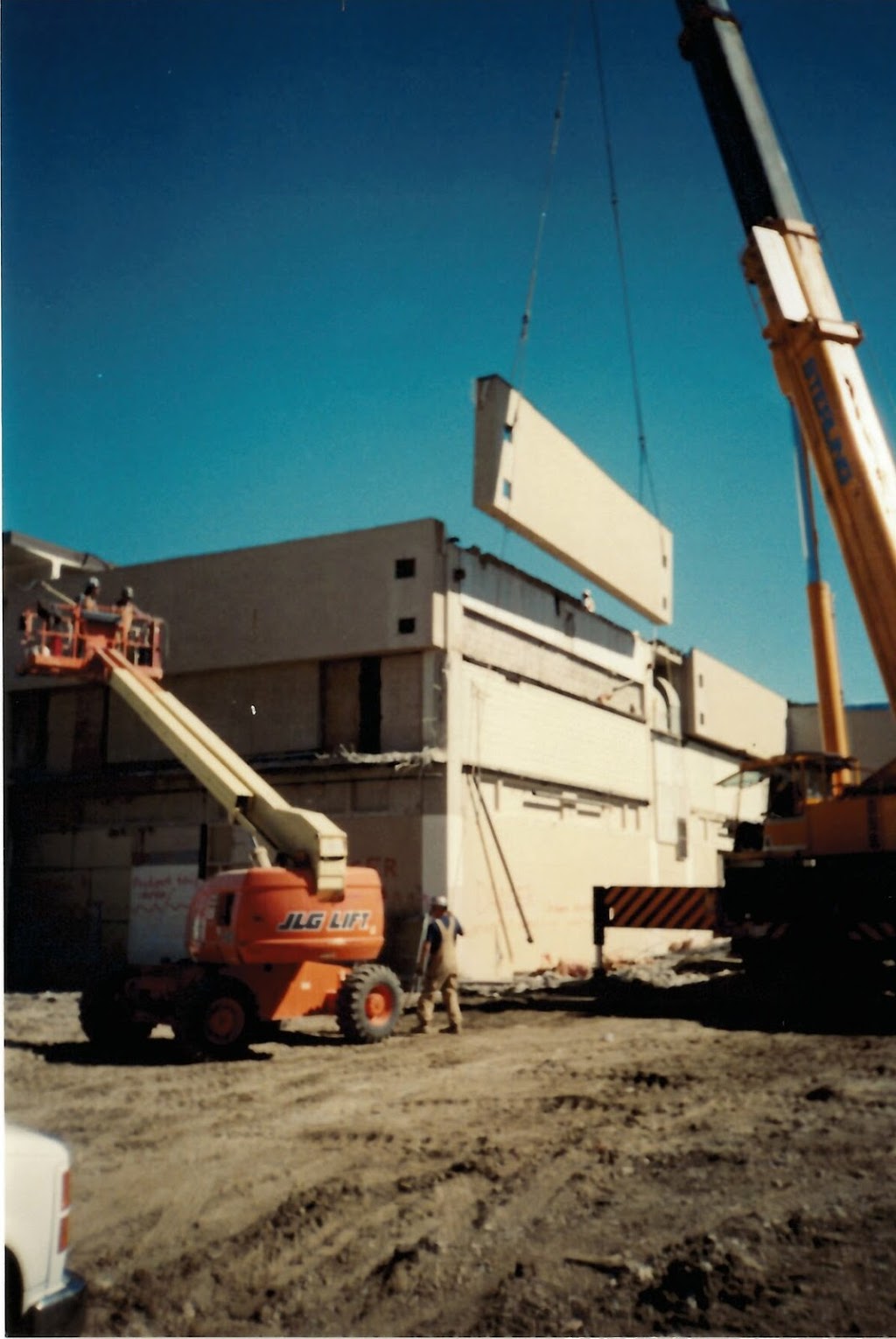 Flintstone Demolition | 6212 90 Ave SE, Calgary, AB T2C 2T3, Canada | Phone: (403) 279-2500