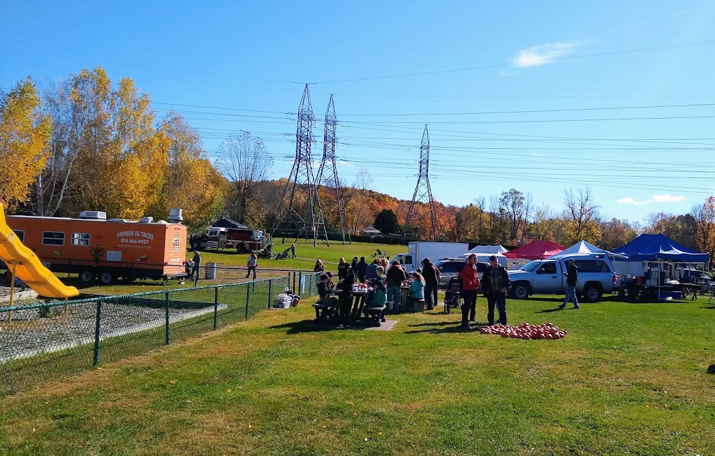 Camping municipal du Parc Carillon | Rue du Plein Air, Saint-André-dArgenteuil, QC J0V 1X0, Canada | Phone: (450) 537-1919