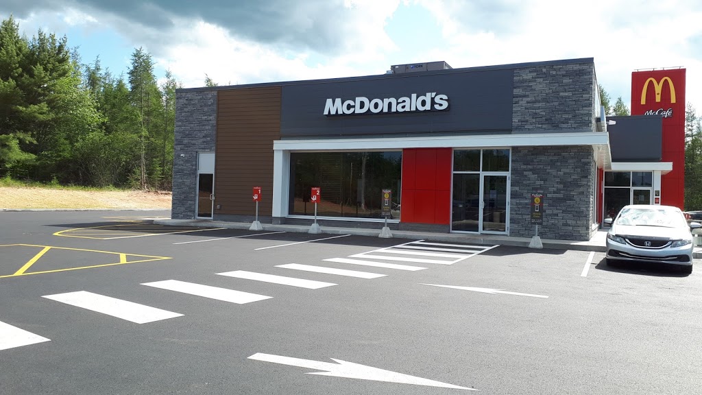 McDonalds | 624 Pictou Rd, Valley, NS B6L 2S5, Canada | Phone: (902) 897-9640