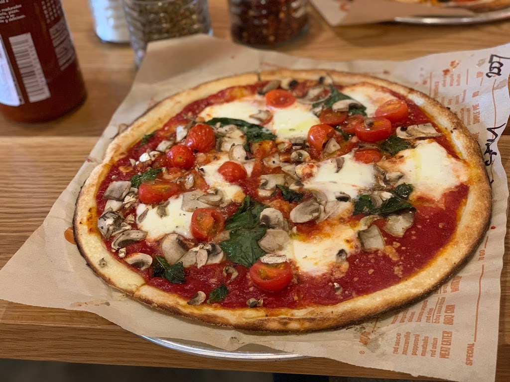 Blaze Pizza | 777 Guelph Line Unit M16, Burlington, ON L7R 3N2, Canada | Phone: (905) 367-0041