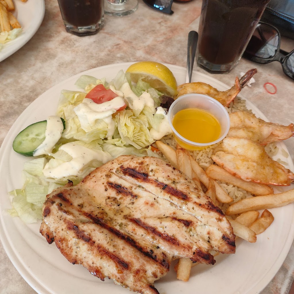 Bellevue Resto-Grill | 102 Rue Ste Anne, Sainte-Anne-de-Bellevue, QC H9X 1L8, Canada | Phone: (514) 457-9175