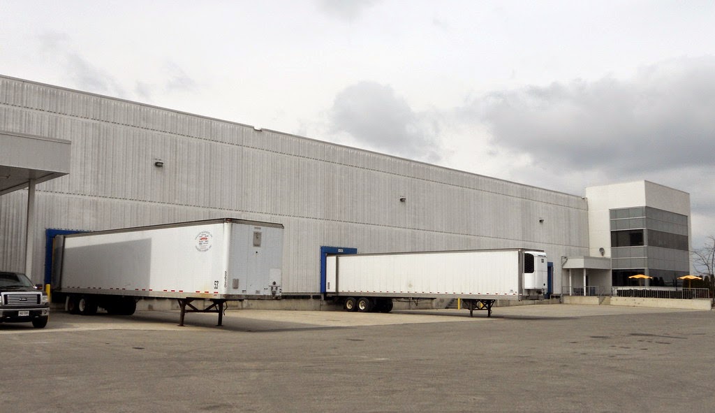 Armstrong Moving & Storage | 630 Secretariat Ct, Mississauga, ON L5S 2A5, Canada | Phone: (905) 670-4400