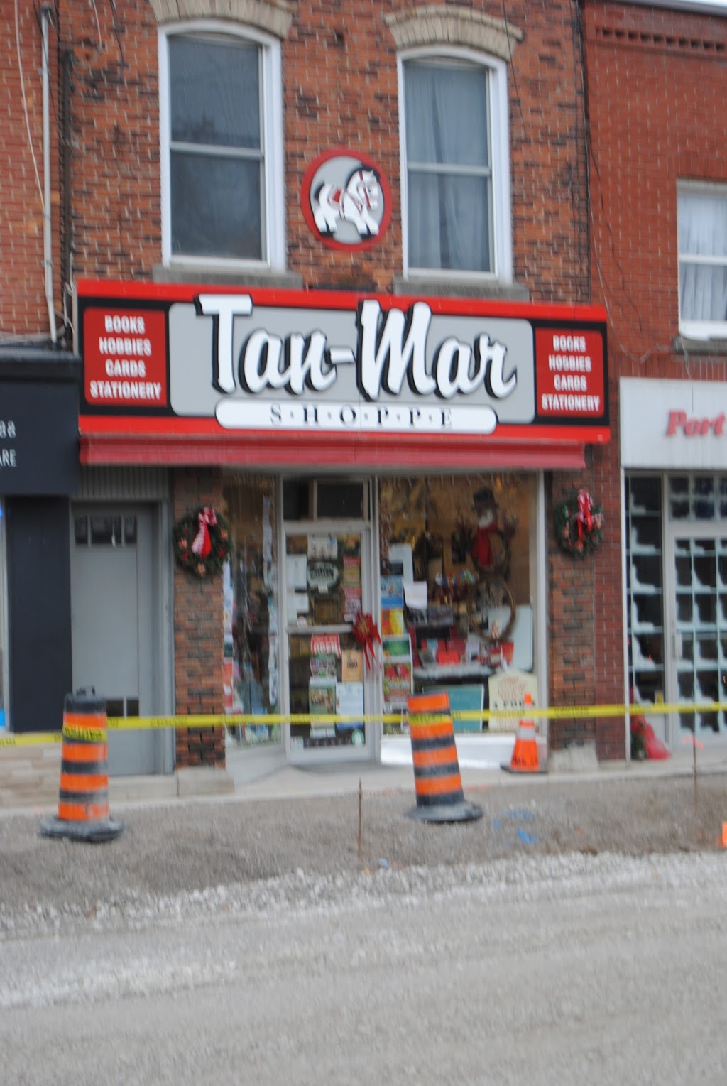 Tan-Mar Shoppe The | 347 Main St, Port Dover, ON N0A 1N0, Canada | Phone: (519) 583-0979