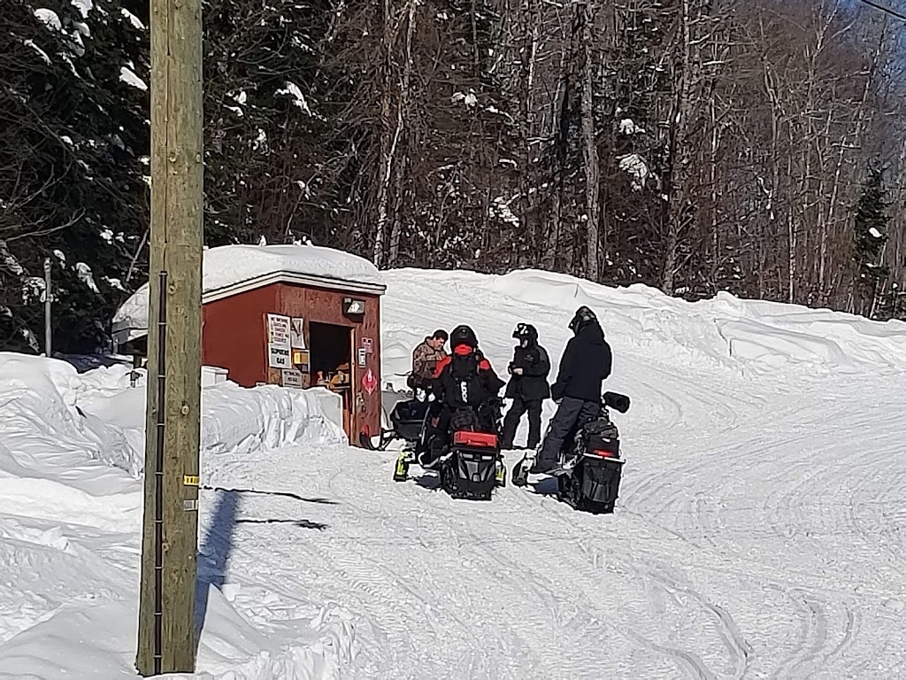 Nepisiguit Sports Lodge | Chem. Lodge Road, Nepisiguit Falls, NB E2A 6W8, Canada | Phone: (506) 548-9174