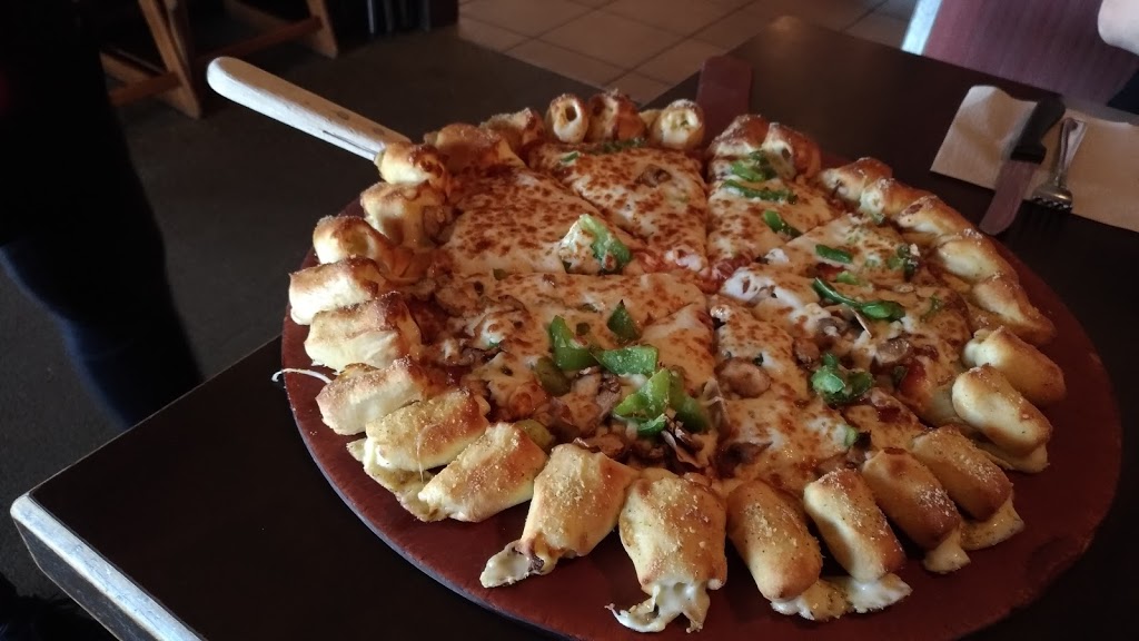 Pizza Hut | 121 de la, Rue Visitation, Joliette, QC J6E 4N4, Canada | Phone: (450) 752-2152