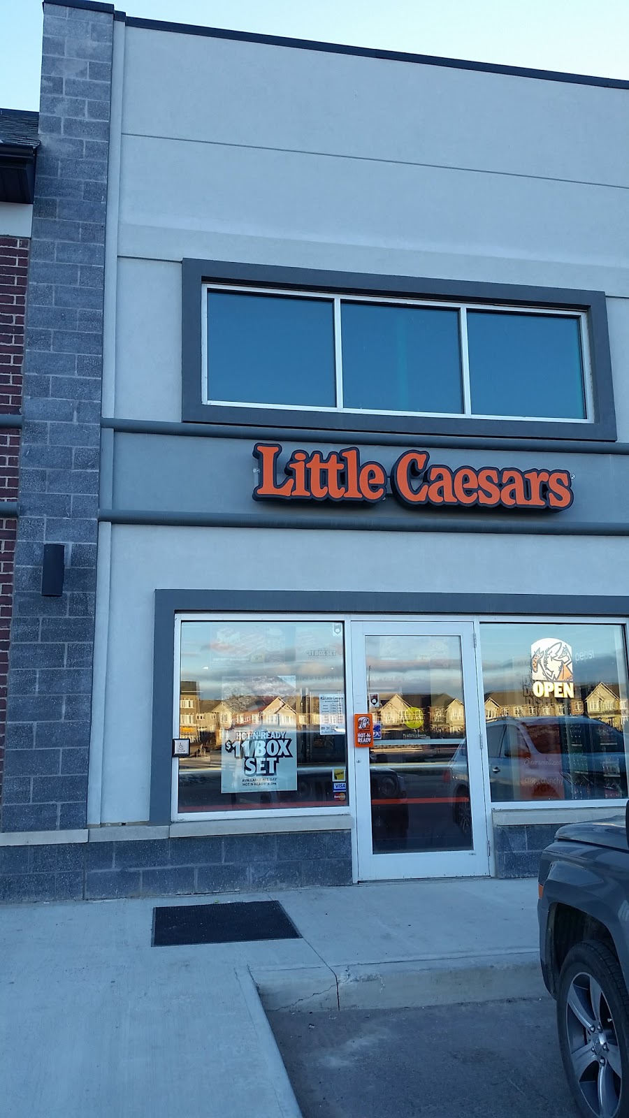 Little Caesars Pizza | 12570 Kennedy Rd Unit 12, Caledon, ON L7C 4C4, Canada | Phone: (905) 843-0808