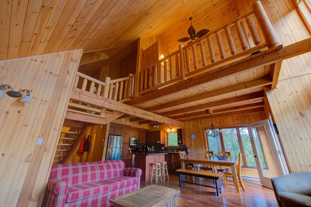 Chalet Boisé du Midi 66 | 66 Rue de la Vallée, Saint-Philémon, QC G0R 4A0, Canada | Phone: (800) 319-3934