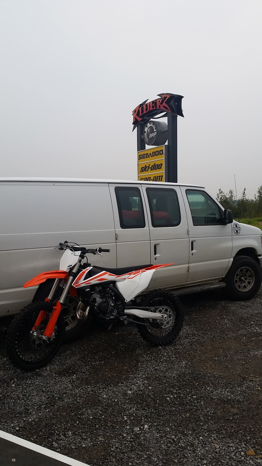 Riderz | Yellowhead County, 53227 Range Rd 170, Yellowhead County, AB T7E 3A6, Canada | Phone: (780) 723-5775