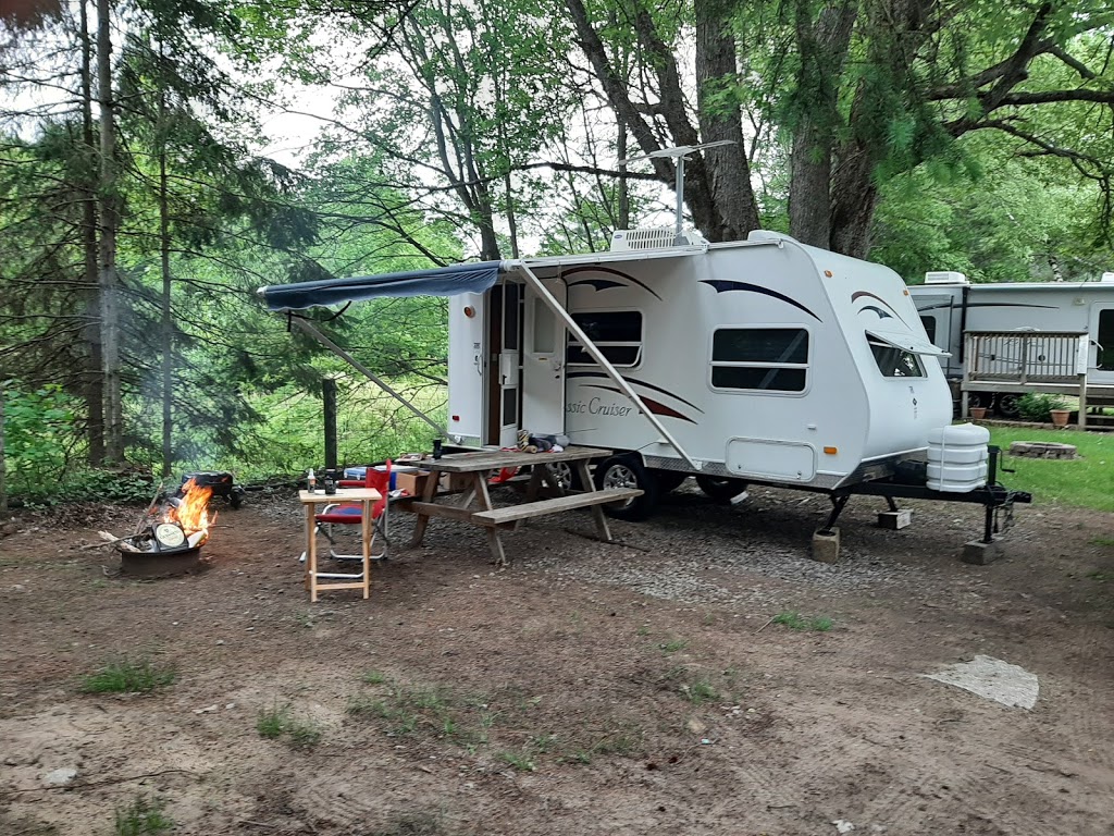 Silver Sands Tent & Trailer Park | 58 Silver Sands Rd, Huntsville, ON P1H 2J4, Canada | Phone: (705) 789-5383