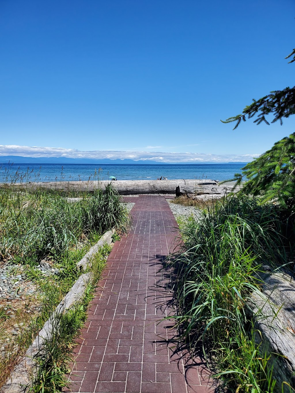 Saratoga Beach Access Park | Seaman Rd, Black Creek, BC V9J 1B1, Canada | Phone: (250) 334-6000