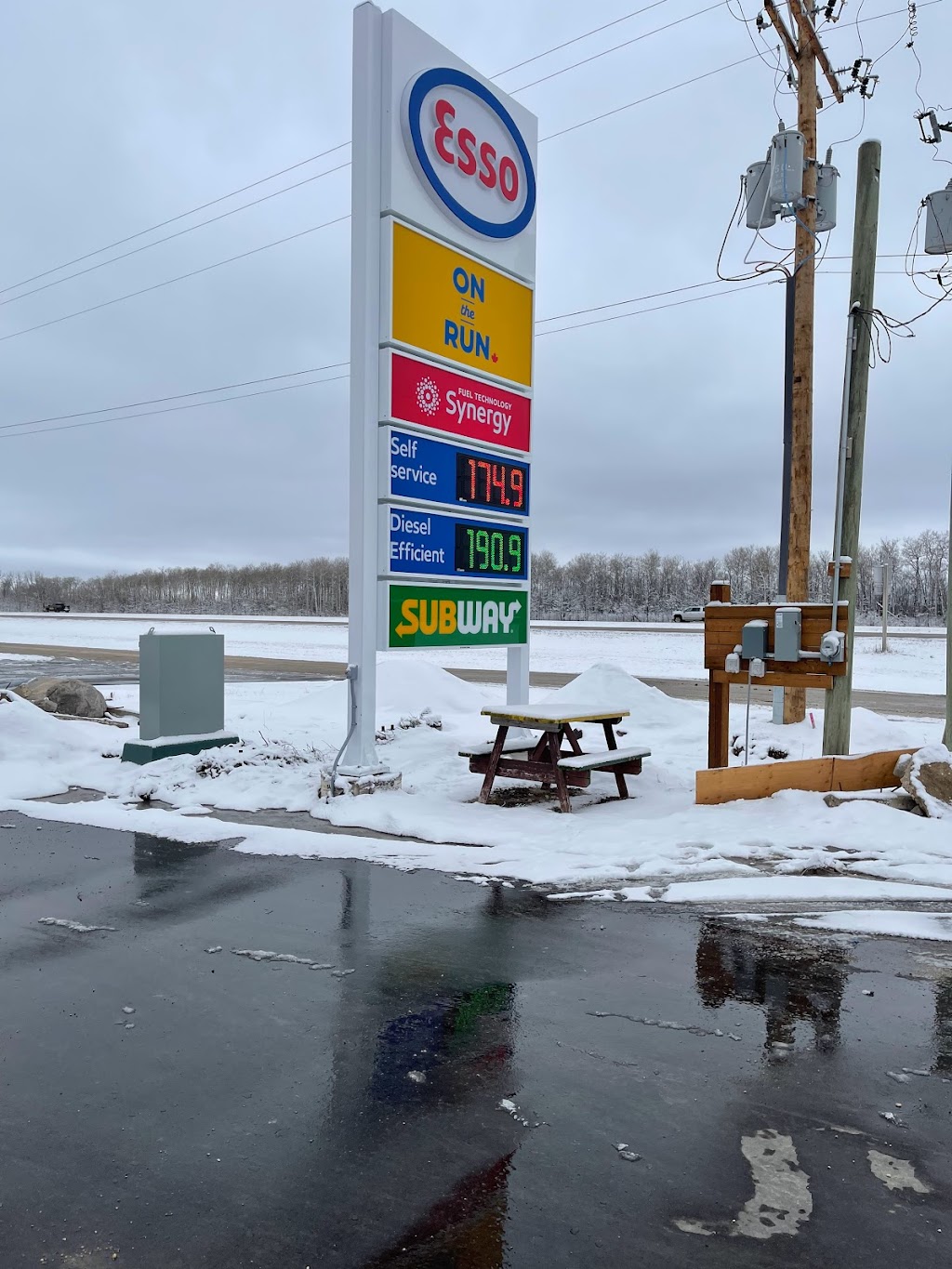 Esso | 43164 1 East Hwy, Richer, MB R0E 1S0, Canada | Phone: (431) 699-0180