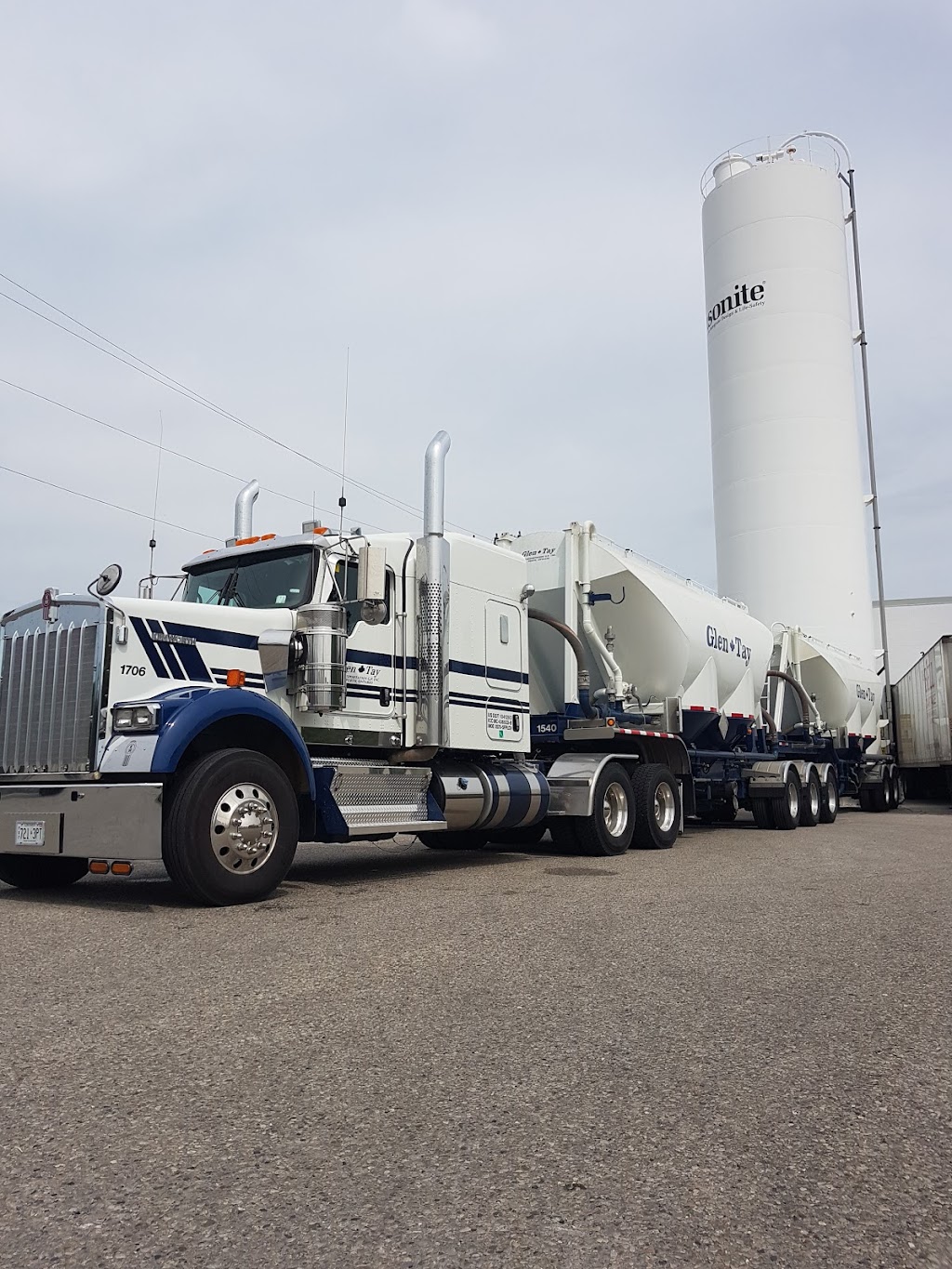 Glen Tay Transportation Ltd | 42 Lanark Rd, Perth, ON K7H 2S1, Canada | Phone: (613) 267-2007