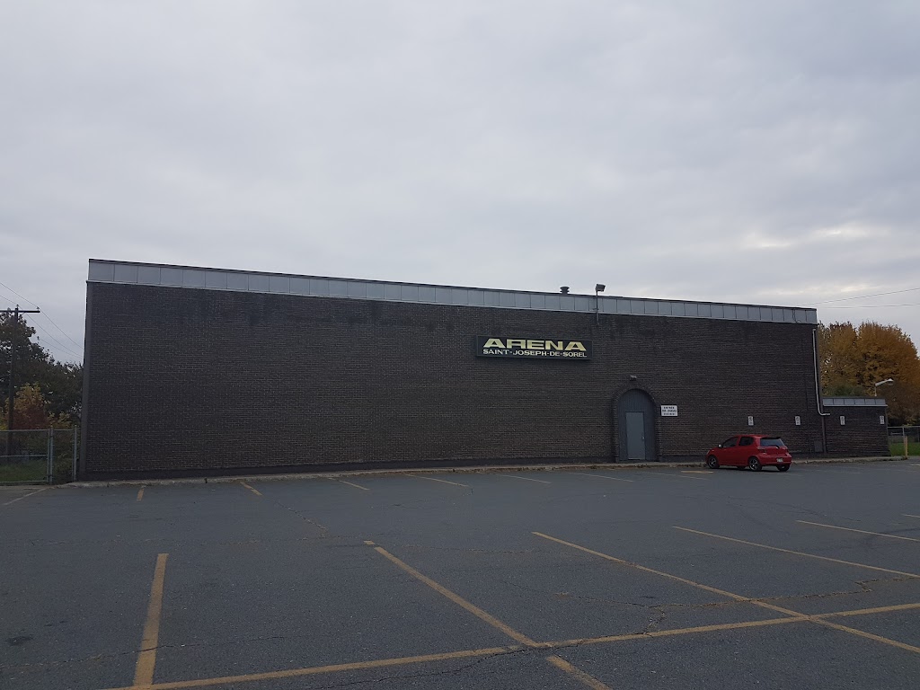 Centre Recreatif Aussant Arena | 105 Rue Saint-Joseph, Saint-Joseph-de-Sorel, QC J3R 1C9, Canada | Phone: (450) 743-3205