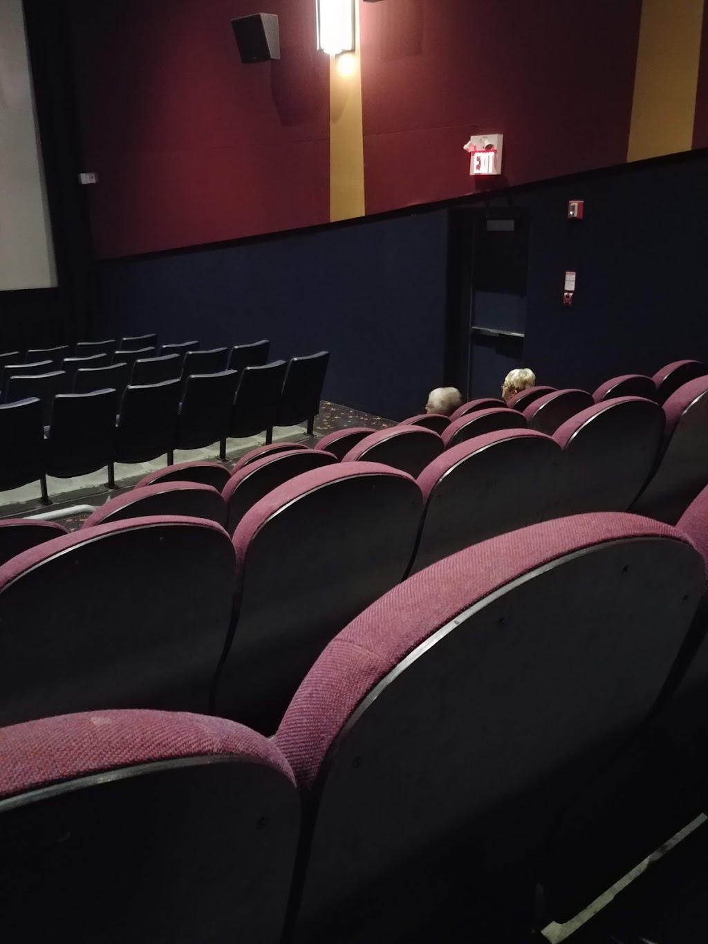 Landmark Cinemas Spruce Grove | 130 Century Crossing, Spruce Grove, AB T7X 0C8, Canada | Phone: (780) 962-9553