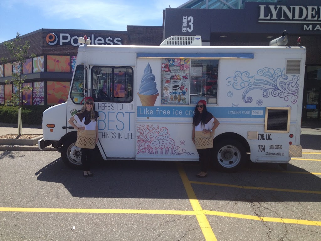 Mr. Iceberg ice cream truck Toronto | 837 Roselawn Ave, York, ON M6B 1B5, Canada | Phone: (416) 559-8455