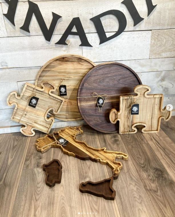 Wood Craft Bros | 6 Queen St, Cookstown, ON L0L 1L0, Canada | Phone: (705) 241-8224