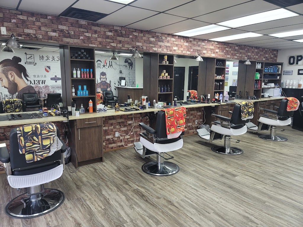 Chelsea BarberShop Calgary | 3604 52 Ave NW #118, Calgary, AB T2L 1V9, Canada | Phone: (403) 284-0032