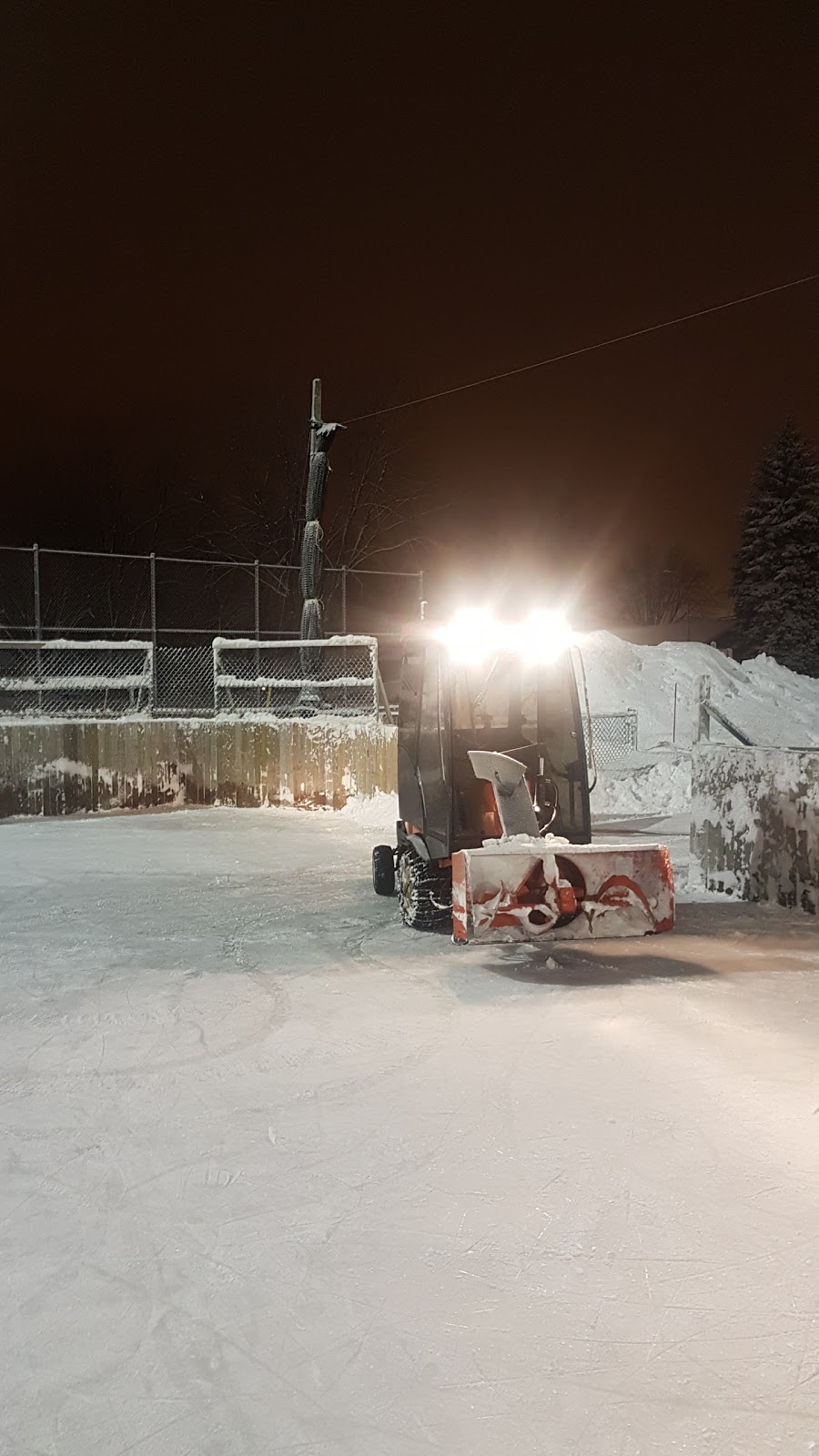 Piscine Parc Pellerin | 275 Pellerin, Boisbriand, QC J7G 2B9, Canada | Phone: (514) 258-3029