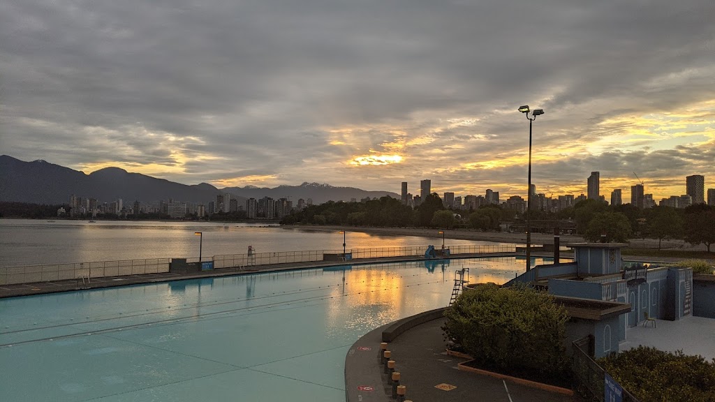 Kitsilano Pool | 2305 Cornwall Ave, Vancouver, BC V6K 1B6, Canada | Phone: (604) 731-0011