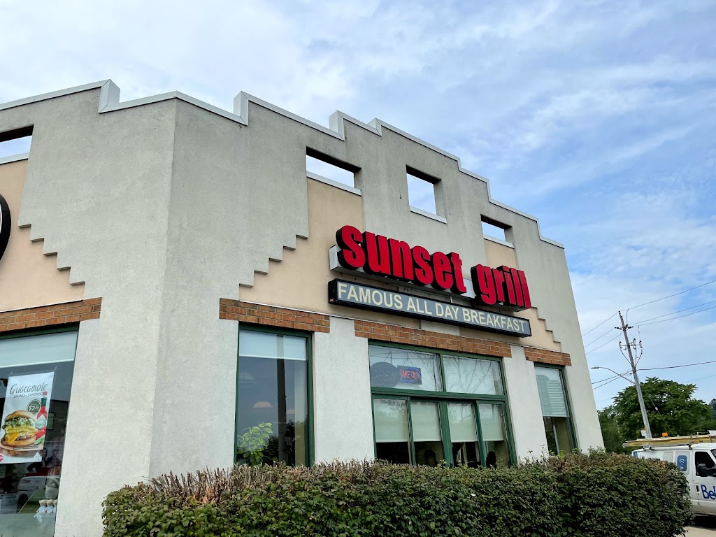 Sunset Grill | 102 Lakeshore Rd W, Mississauga, ON L5H 2E1, Canada | Phone: (905) 891-2200