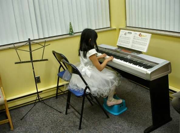 All Stars Music School - Vaughan | 9730 Dufferin St #4, Maple, ON L6A 4L6, Canada | Phone: (647) 998-5777