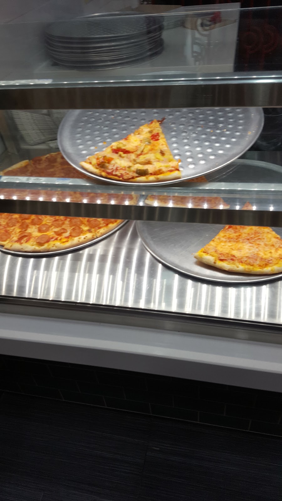 Pizza Nova | 1054 Centre St, Thornhill, ON L4J 3M8, Canada | Phone: (416) 439-0000