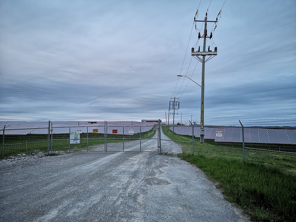 Lily Lake Solar Farm | Lily Lake Rd, Peterborough, ON K9J 6X3, Canada