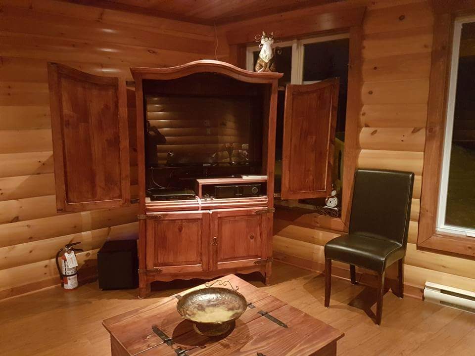 Chalet Repère du Massif | 13 Promenade du St-Laurent,, Petite-Rivière-Saint-François, QC G0A 2L0, Canada | Phone: (514) 891-6154